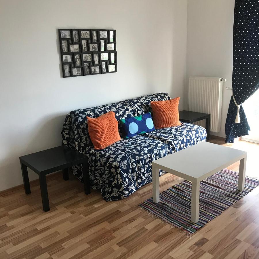 Lg Living Apartment Stockerau Esterno foto