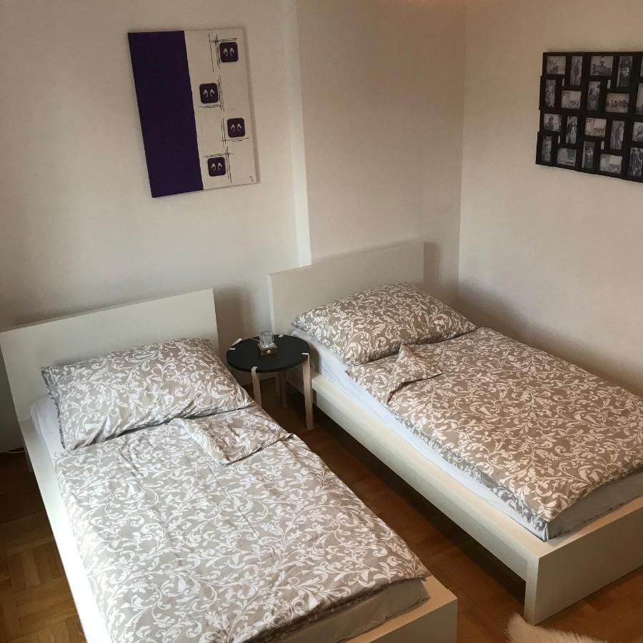 Lg Living Apartment Stockerau Esterno foto